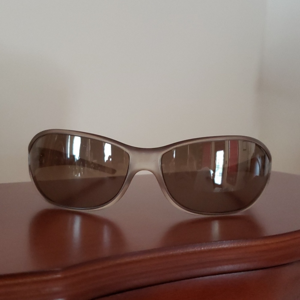 Fendi Satin Natural sunglasses